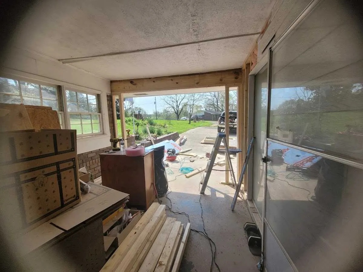 Air movers and dehumidifier for Drying & Dehumidification in Pullman